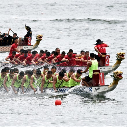 Modern dragon boat racing